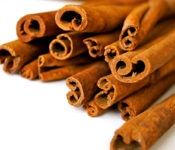 c;lose up of cinnamon